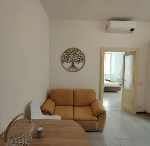 Casa J * Como