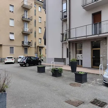 Apartment Casa J Como