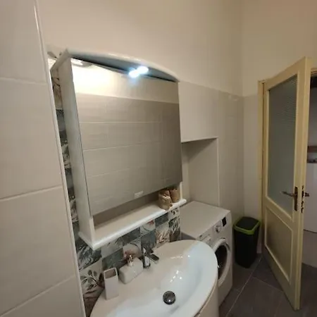 Casa J كومو